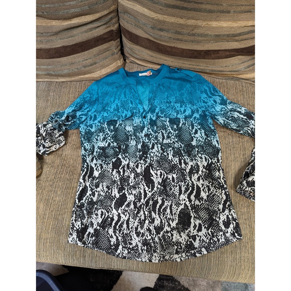 Calvin Klein womens animal print teal button front shirt top w/ pockets M